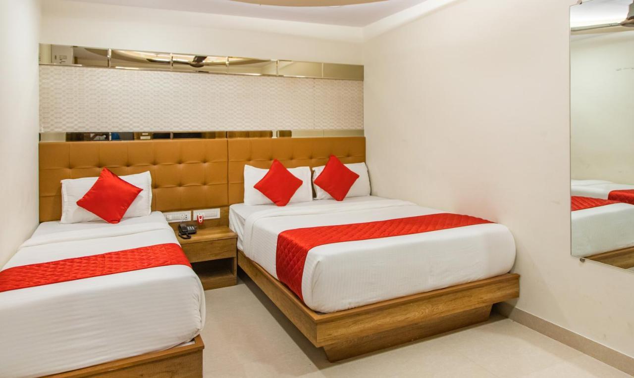 Hotel Hometown Near Us Embassy Bkc Mumbai Exterior photo